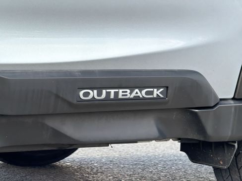 Used 2020 Subaru Outback Limited AWD/4WD image 13
