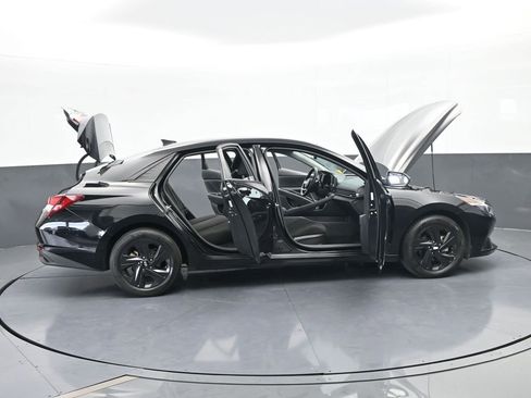 Used 2023 Hyundai Elantra SEL image 63