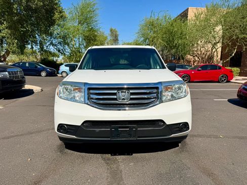 Used 2014 Honda Pilot LX image 2