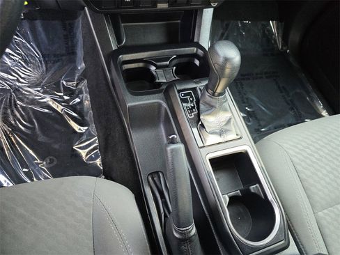 Used 2021 Toyota Tacoma SR image 31
