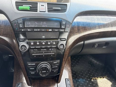 Used 2010 Acura MDX w/ Technology Package AWD/4WD image 24