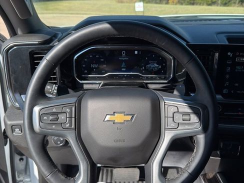 Used 2025 Chevrolet Silverado 1500 LT w/ Safety Package image 27