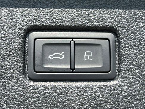 New 2025 Audi Q7 3.0T Premium Plus image 13