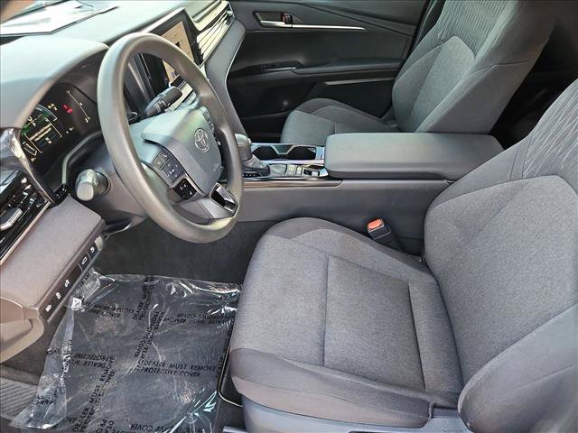 Used 2025 Toyota Camry LE FWD image 21