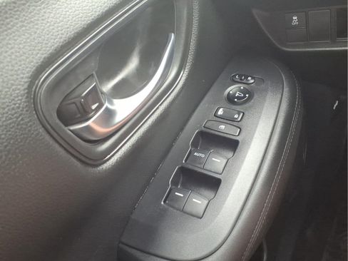 Certified 2024 Honda HR-V LX image 24