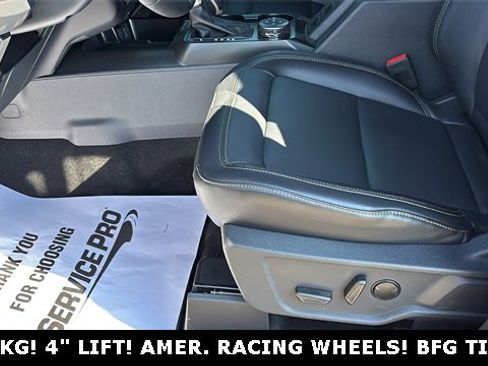 New 2025 Ford Bronco Badlands image 28