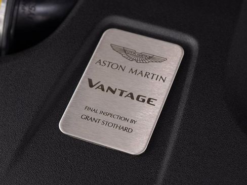 Used 2021 Aston Martin V8 Vantage Roadster image 48
