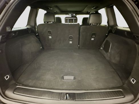 Used 2022 Jeep Grand Cherokee Trailhawk w/ Luxury Tech Group III image 30