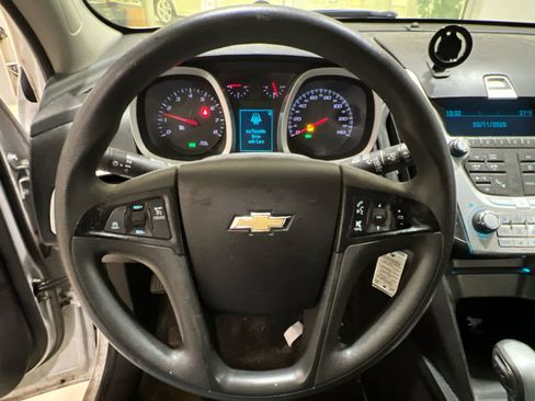 Used 2015 Chevrolet Equinox LS image 13