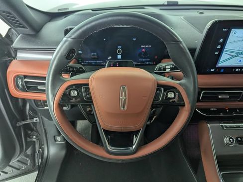 Used 2025 Lincoln Aviator Reserve w/ Equipment Group 201A AWD/4WD image 13