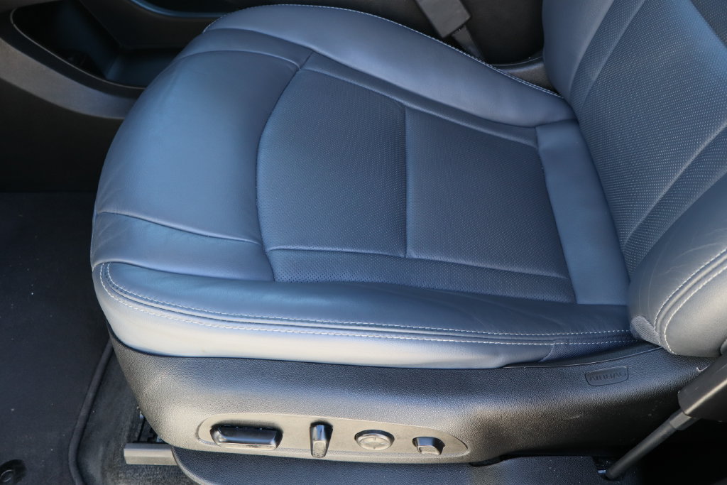 Certified 2021 Buick Enclave Premium w/ Sun and Sites Package FWD image 21
