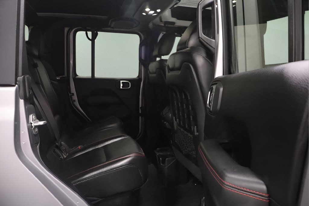 Used 2020 Jeep Gladiator Rubicon w/ Dual Top Group AWD/4WD image 20