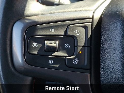 Used 2023 Chevrolet Suburban RST w/ Sport Performance Package image 28