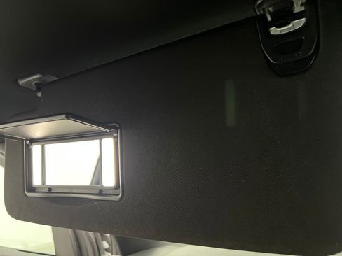 Used 2024 Jeep Wagoneer L Series II image 77