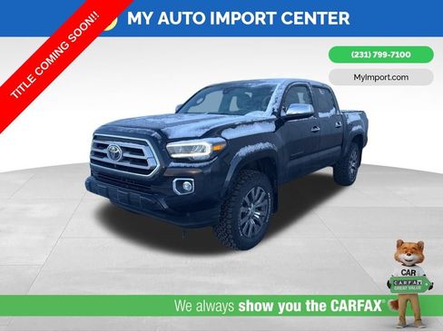 Used 2020 Toyota Tacoma Limited w/ Blackout Package image 3