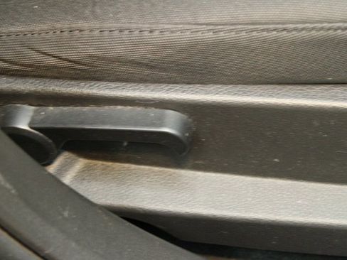 Used 2011 Ford Fusion SE image 12