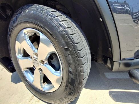 Used 2013 Jeep Grand Cherokee Limited w/ Mopar Chrome Edition Group RWD image 47