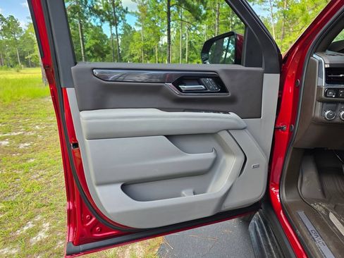 New 2026 GMC Yukon Elevation w/ LPO, Floor Liner Package RWD image 12