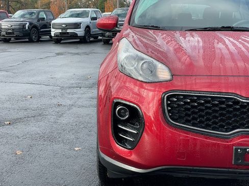 Used 2018 Kia Sportage LX image 8