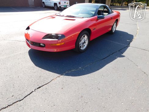 Used 1993 Chevrolet Camaro Z28 image 2