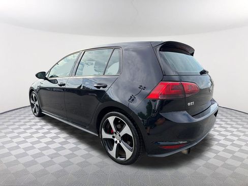 Used 2017 Volkswagen Golf 4-Door FWD image 7