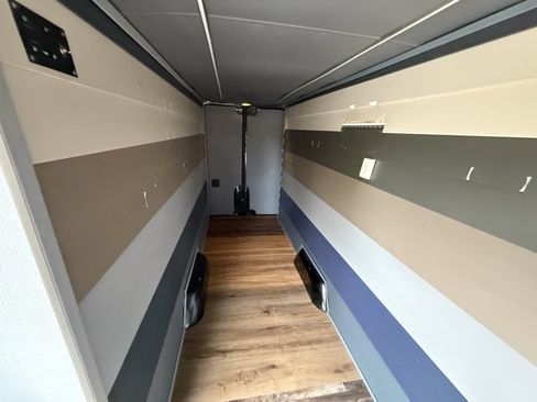 Used 2020 Mercedes-Benz Sprinter 3500 image 13