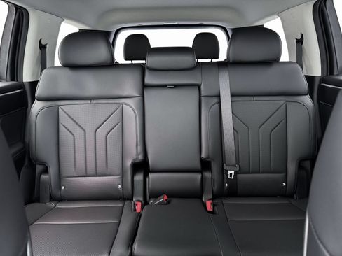 New 2026 Hyundai Santa Fe SEL FWD image 16