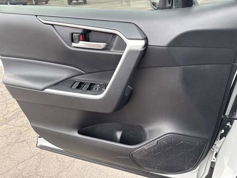 Used 2024 Toyota RAV4 XLE Premium image 12