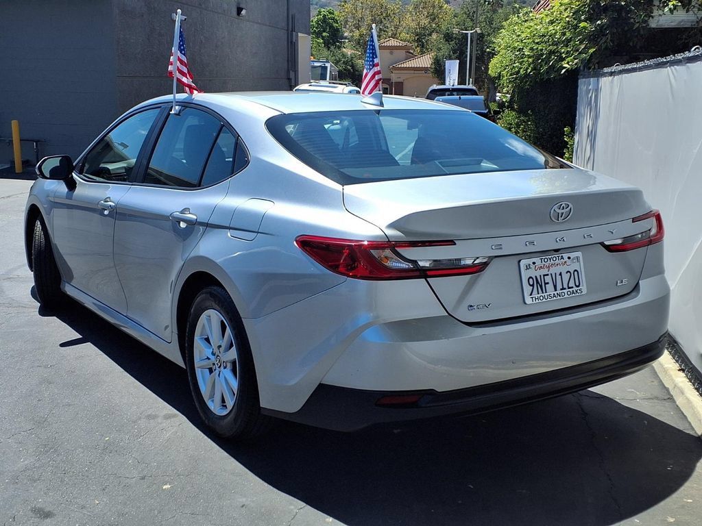 Certified 2025 Toyota Camry LE FWD image 7