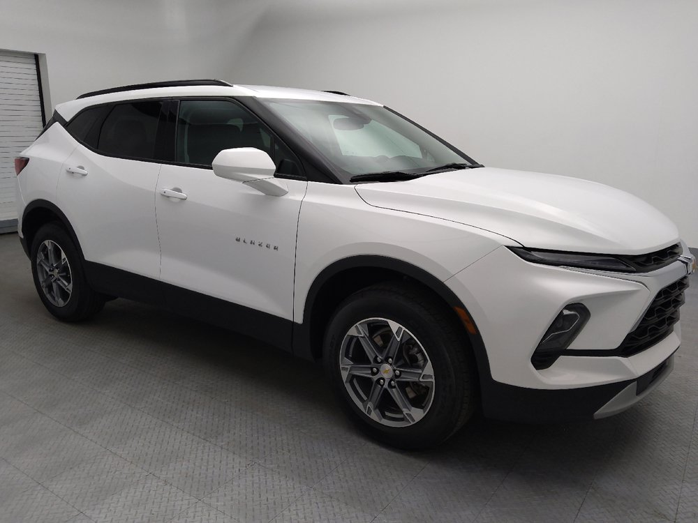 Used 2024 Chevrolet Blazer LT w/ Convenience Package FWD image 11