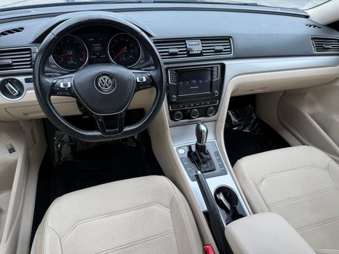 Used 2019 Volkswagen Passat 2.0T Wolfsburg w/ Wheels & Sunroof Package FWD image 28
