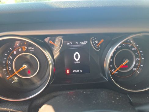 Used 2019 Jeep Wrangler Sport AWD/4WD image 24