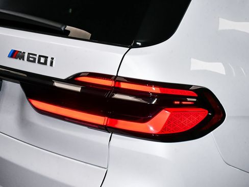 Used 2026 BMW X7 M60i AWD/4WD image 99