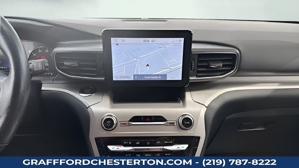 Used 2023 Ford Explorer XLT w/ Equipment Group 202A AWD/4WD image 17