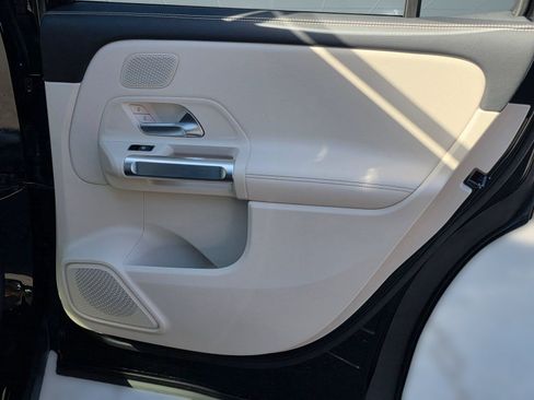 Certified 2026 Mercedes-Benz GLB 250 4MATIC image 23