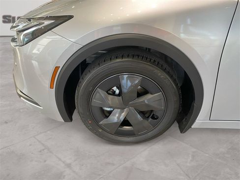 New 2026 Toyota Prius Plug-In Hybrid image 14