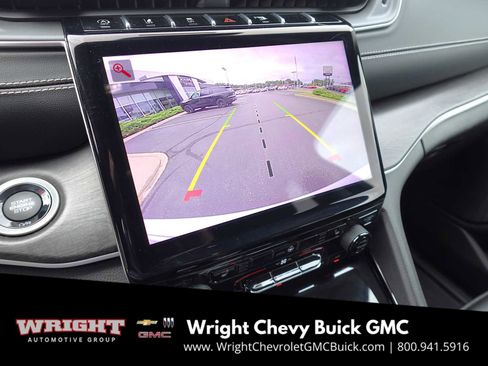 Used 2023 Jeep Grand Cherokee Limited image 20