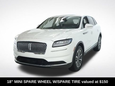 Used 2023 Lincoln Nautilus Reserve AWD/4WD image 4