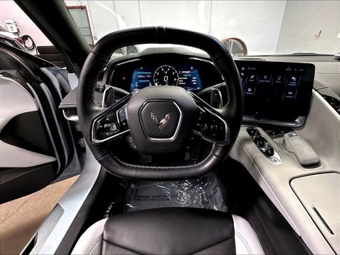 Used 2024 Chevrolet Corvette Stingray Preferred Cpe w/ 2LT RWD image 8