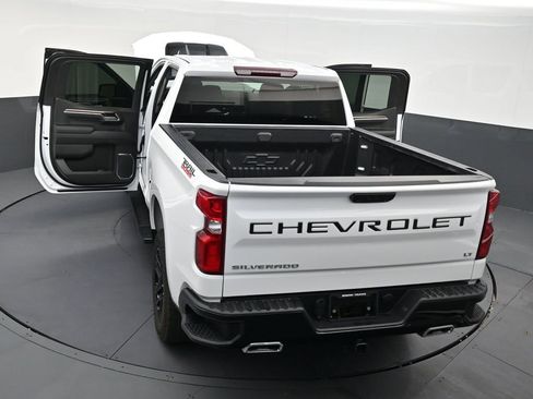 Used 2025 Chevrolet Silverado 1500 LT Trail Boss AWD/4WD image 33