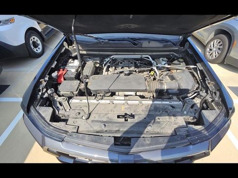 Used 2023 Chevrolet Colorado LT RWD image 9