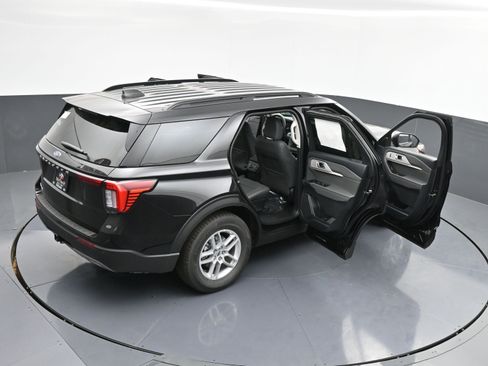 New 2025 Ford Explorer Active w/ Active Comfort Package image 31