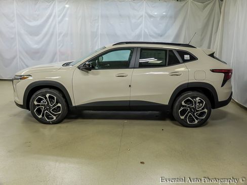 New 2026 Chevrolet Trax RS image 5