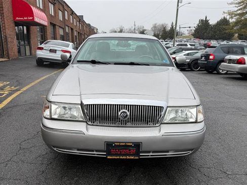 Used 2005 Mercury Grand Marquis LS image 2
