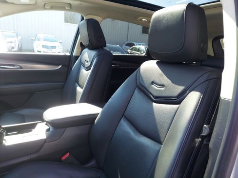 Used 2019 Cadillac XT5 Luxury image 18