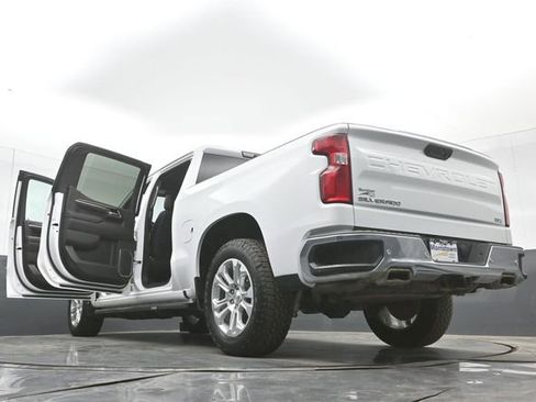 Used 2023 Chevrolet Silverado 1500 LTZ w/ LTZ Convenience Package II AWD/4WD image 55