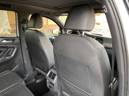 Used 2018 Volkswagen Tiguan SEL w/ R-Line Package image 54