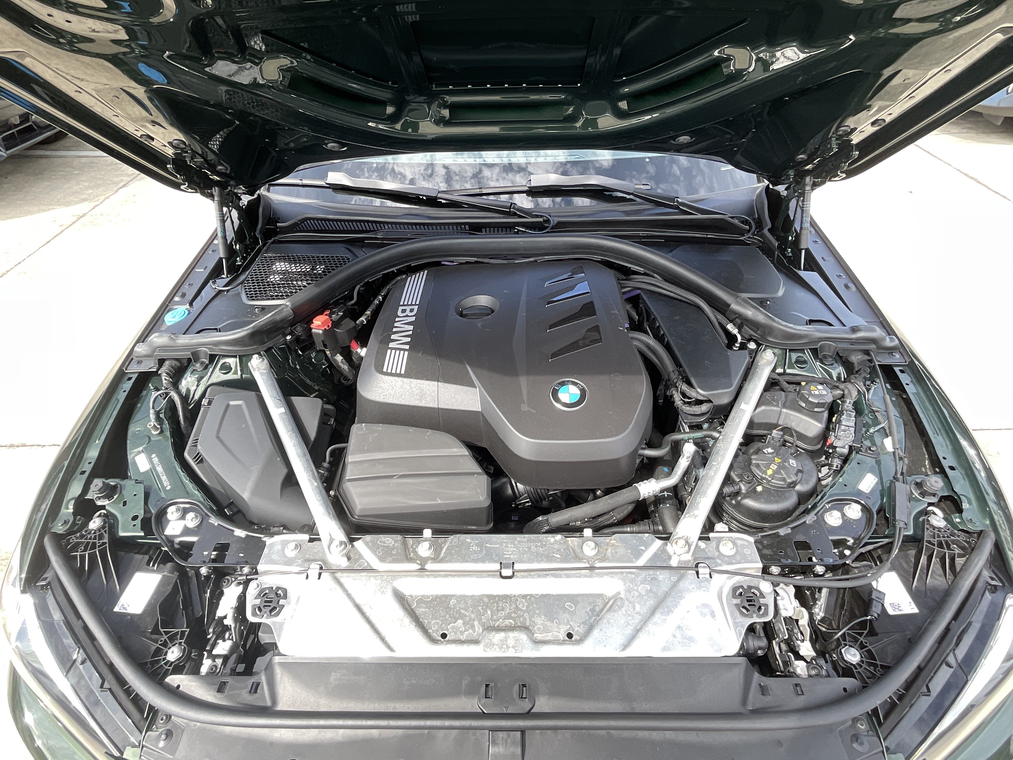 Certified 2025 BMW 430i xDrive Convertible w/ Premium Package AWD/4WD image 32