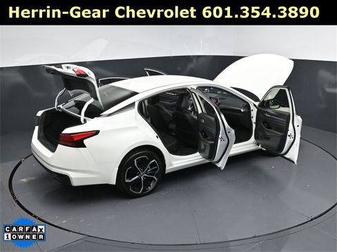 Used 2024 Nissan Altima 2.5 SR image 50