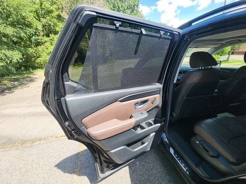 Used 2024 Honda Pilot Elite image 30
